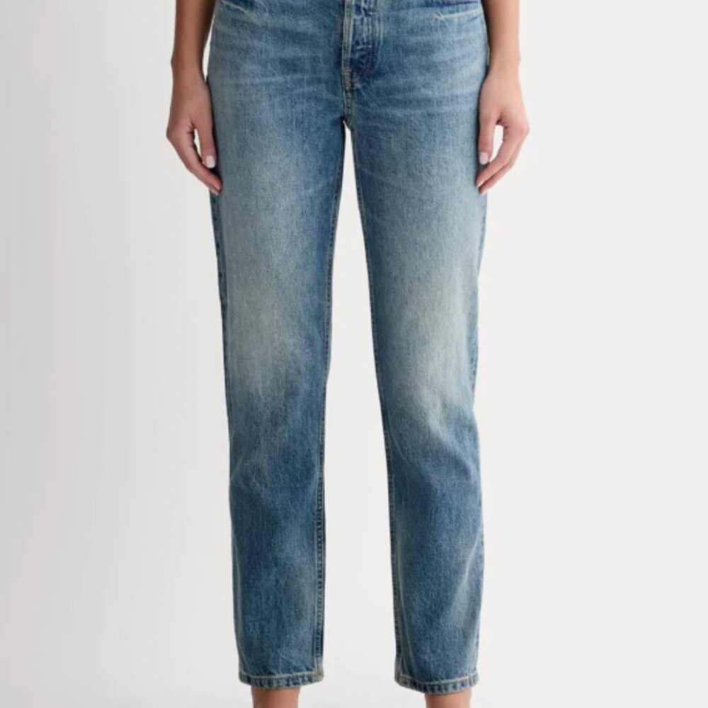 NWT Everlane 90s Cheeky Jean (Vintage Blue - Size 26R)